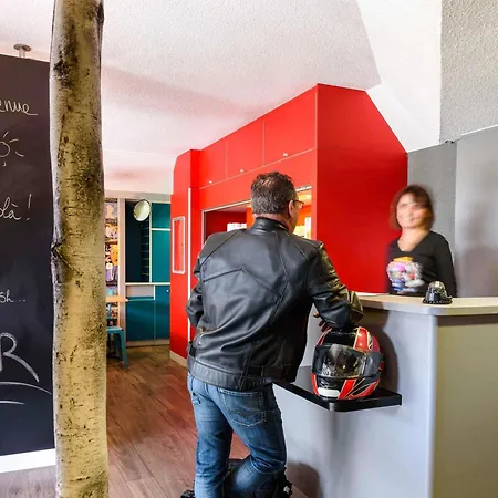 Hotelf1 Loubet Hotel *