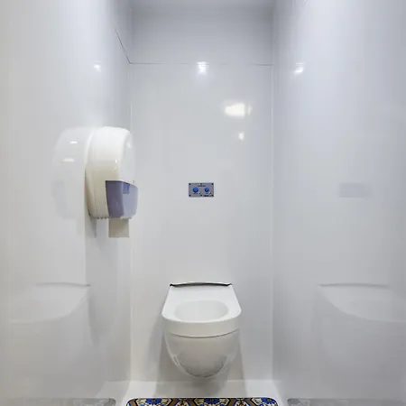 Otel Hotelf1 Loubet *