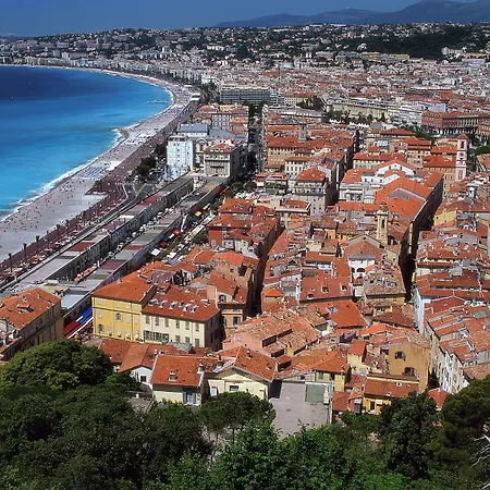 Hotelf1 Loubet * Villeneuve-Loubet