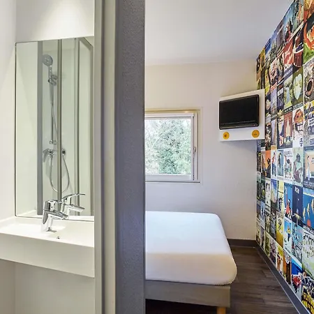 Hotelf1 Loubet Hotel Villeneuve-Loubet