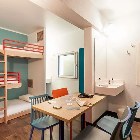 Otel Hotelf1 Loubet Villeneuve-Loubet