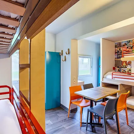 Otel Hotelf1 Loubet