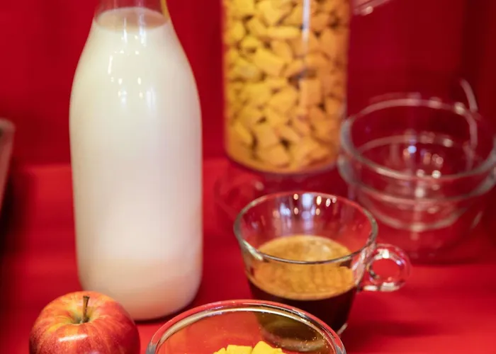 Hotelf1 Loubet Villeneuve-Loubet